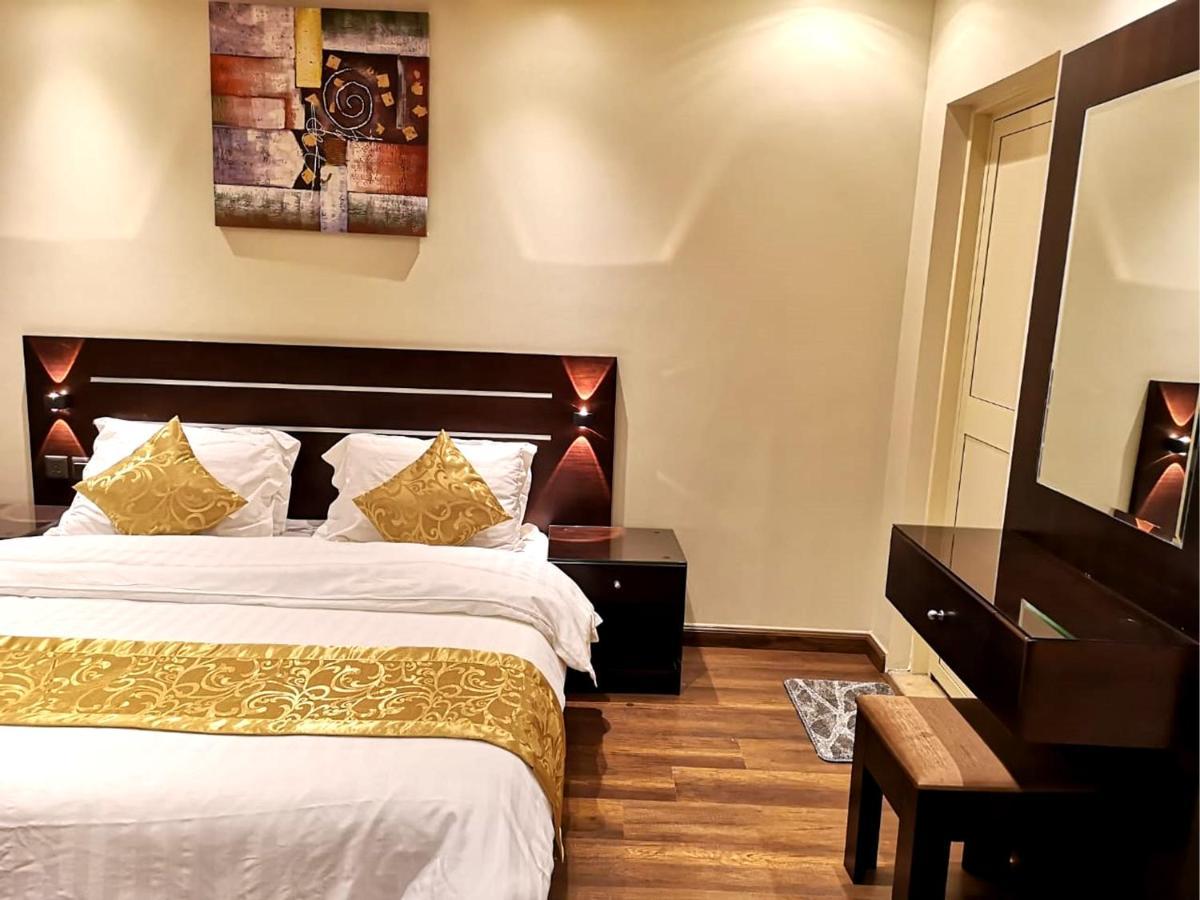 Bzul For Furnished Apartments Riad Exterior foto