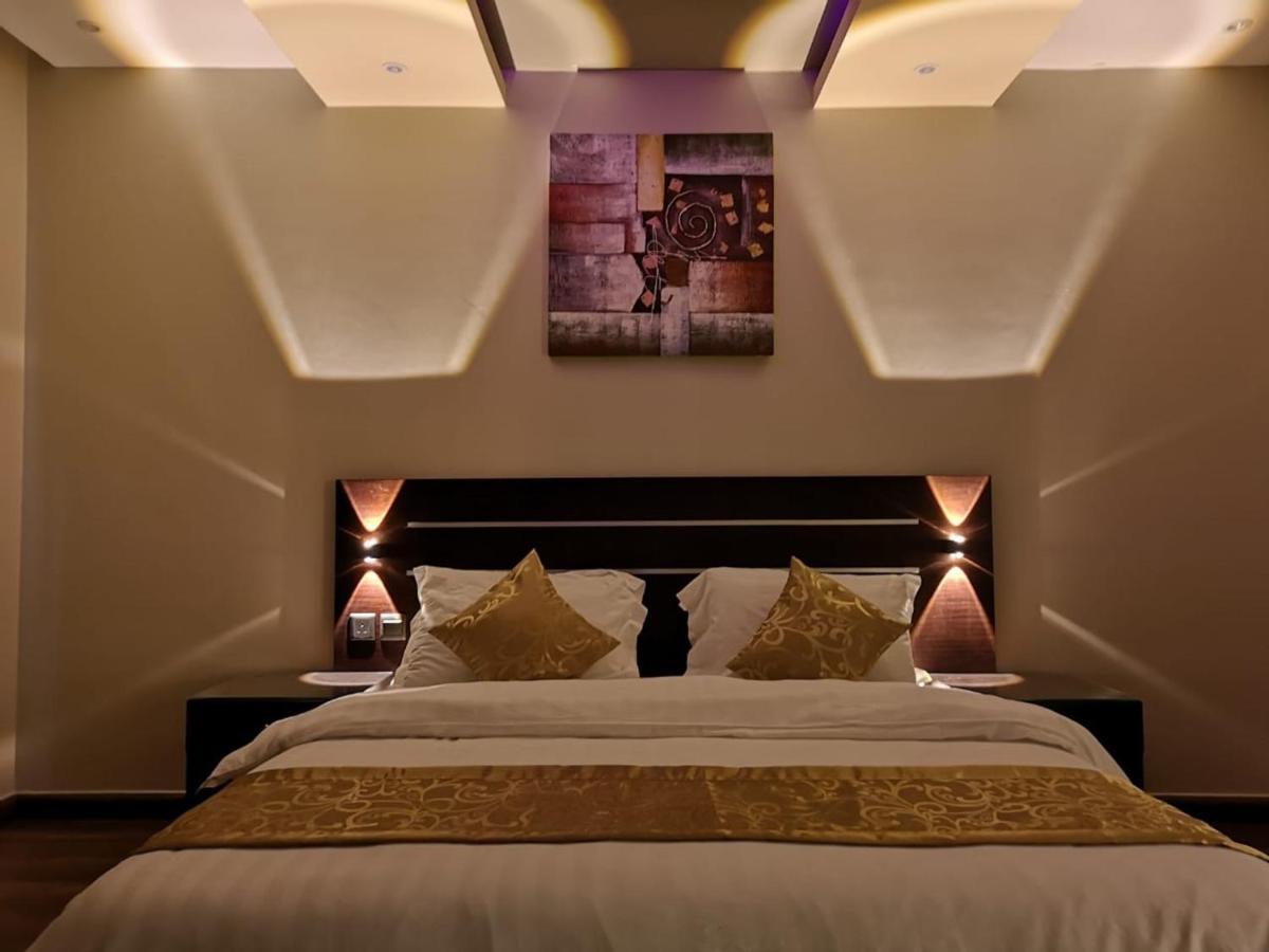 Bzul For Furnished Apartments Riad Exterior foto