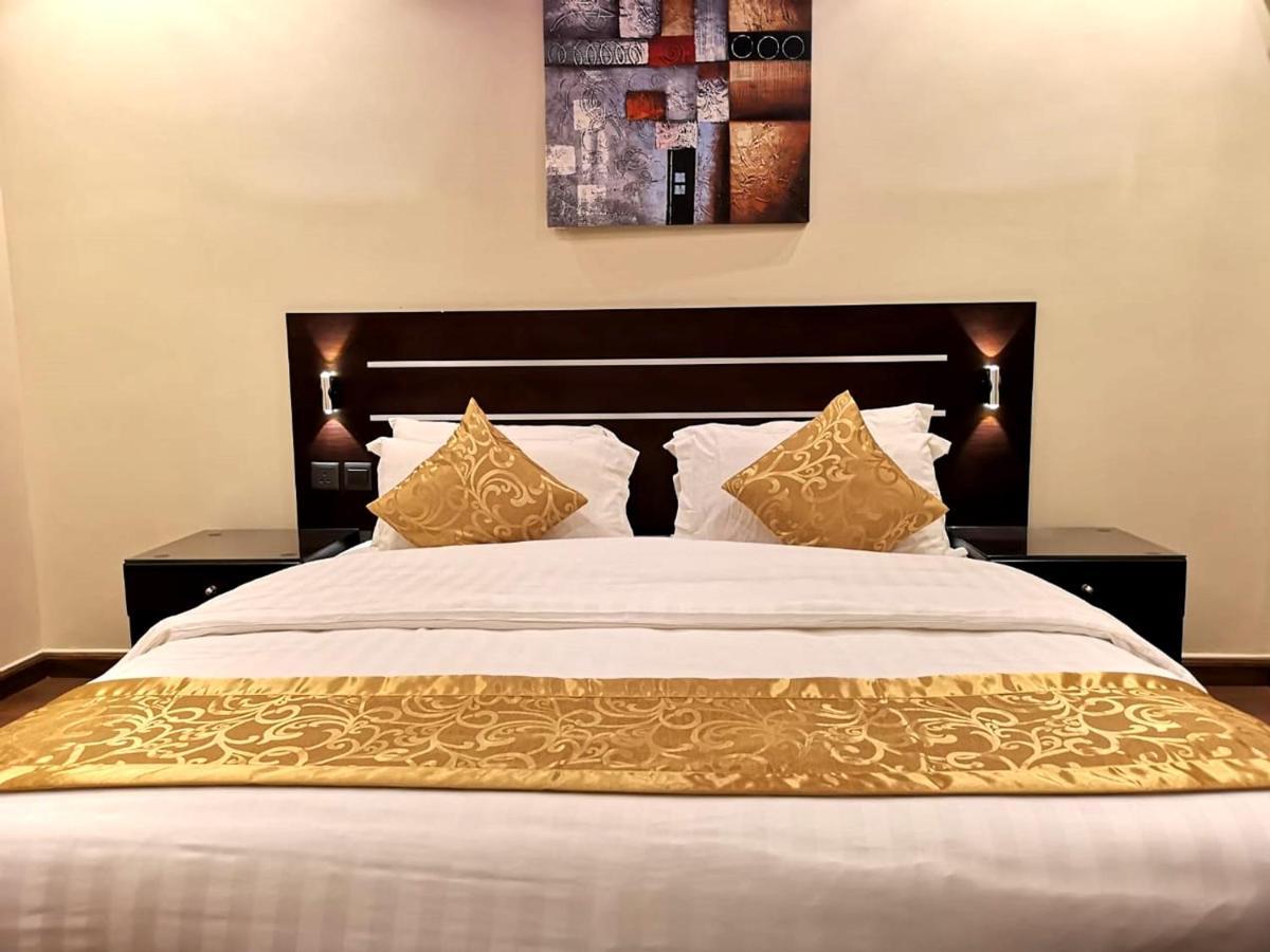 Bzul For Furnished Apartments Riad Exterior foto