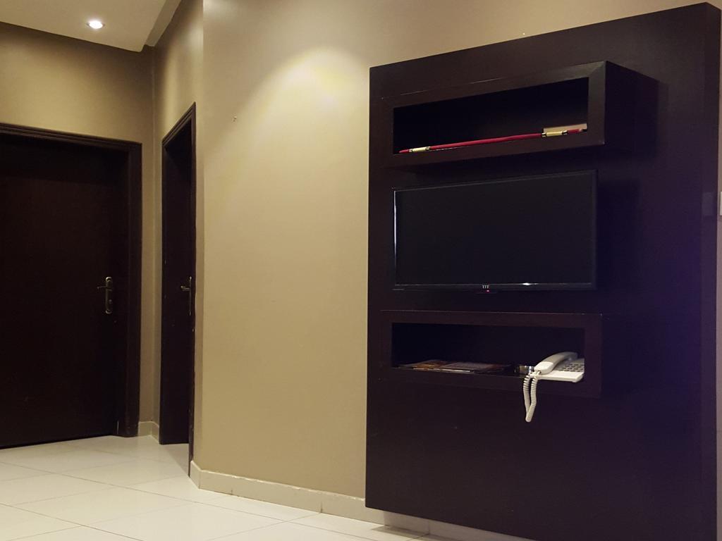 Bzul For Furnished Apartments Riad Exterior foto